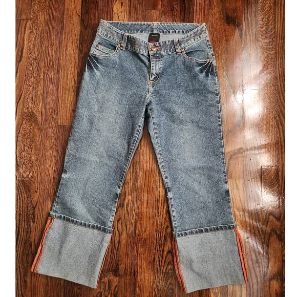 Fubu capri denim Juniors/ladies Sz 7/8 cuffed medium wash mid-rise - Picture 9 of 12